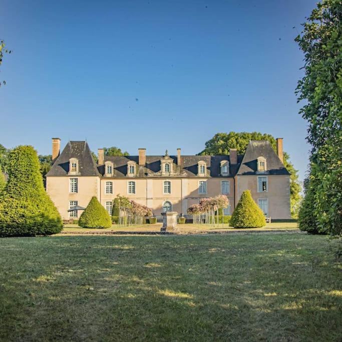 Chateau D'Ardenay Sur Merize Bagian luar foto